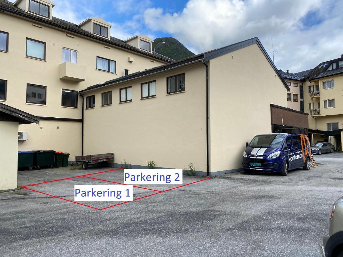 Andalsnes Sentrum 1-Room Apartment No3 Exterior photo